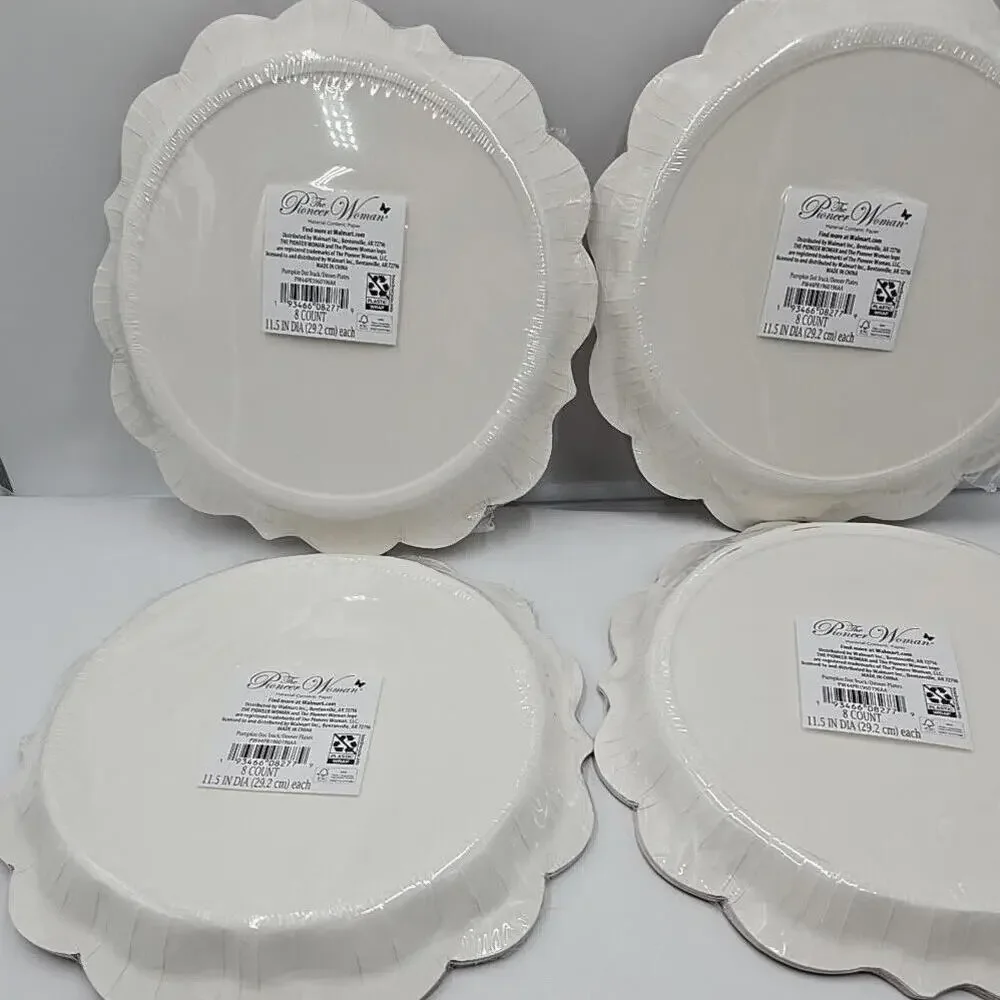 4 PACKS The Pioneer Woman Pumpkin Dog Truck Paper Plate; 32‎ Ct.; 11.5